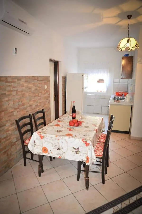 Apartment In Lopar With Sea View, Terrace, Air Conditioning, Wifi 4229-1